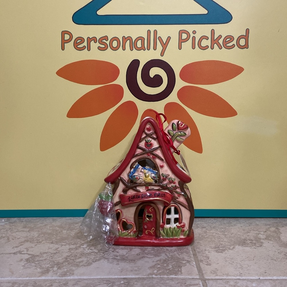 Blue Sky Clayworks “LITTLE LOVE NEST” Candle House